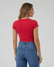 Cargar imagen en el visor de la galería, Basica Mujer Kiwi Roja
