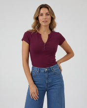 Cargar imagen en el visor de la galería, Basica Mujer Kiwi Vinotinto
