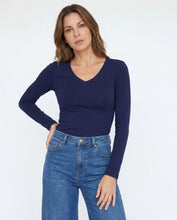 Cargar imagen en el visor de la galería, Basica Mujer Cereza Azul Navy

