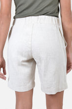 Cargar imagen en el visor de la galería, Short Camargo Beige
