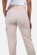 Cargar imagen en el visor de la galería, Pantalon Ibarra Nude
