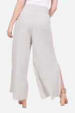 Cargar imagen en el visor de la galería, Pantalon Camelia Arena
