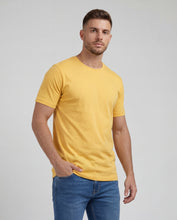 Cargar imagen en el visor de la galería, Camiseta Hombre Cuello Redondo Delgado Maiz
