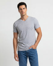 Cargar imagen en el visor de la galería, Camiseta Hombre Cuello V Gris Jaspe
