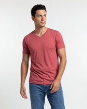 Cargar imagen en el visor de la galería, Camiseta Hombre Cuello V Rojo Jaspe
