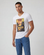 Cargar imagen en el visor de la galería, Camiseta Estampada 381
