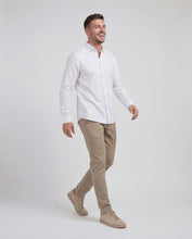 Cargar imagen en el visor de la galería, Camisa Oxford Blanco
