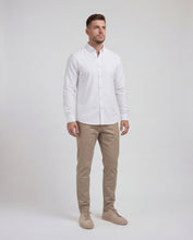 Cargar imagen en el visor de la galería, Camisa Oxford Blanco
