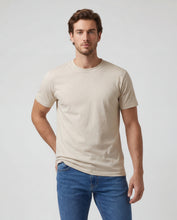 Cargar imagen en el visor de la galería, Camiseta Hombre Cuello Doble Arena

