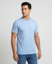 Cargar imagen en el visor de la galería, Camiseta Hombre Cuello Doble Azul Claro
