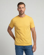 Cargar imagen en el visor de la galería, Camiseta Hombre Cuello Doble Maiz
