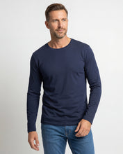 Cargar imagen en el visor de la galería, Camiseta Cedric Azul Navy
