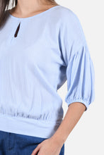 Cargar imagen en el visor de la galería, Blusa Silene Azul Claro
