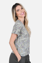 Cargar imagen en el visor de la galería, Blusa Saldibar Verde
