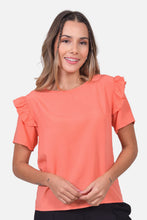 Cargar imagen en el visor de la galería, Blusa Janali Coral
