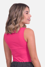 Cargar imagen en el visor de la galería, Blusa Zhari Fucsia

