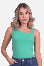Cargar imagen en el visor de la galería, Blusa Zhari Verde
