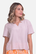 Cargar imagen en el visor de la galería, Blusa Barein Arena
