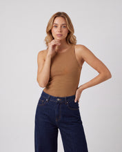 Cargar imagen en el visor de la galería, Blusa Tiana Miel
