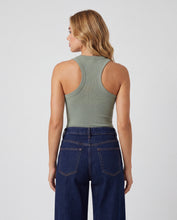 Cargar imagen en el visor de la galería, Blusa Tiana Verde Pistacho
