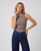Cargar imagen en el visor de la galería, Blusa Mila Taupe
