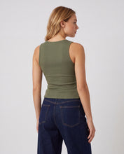Cargar imagen en el visor de la galería, Básica Rib Mila - Verde Militar
