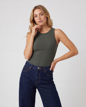 Cargar imagen en el visor de la galería, Blusa Mila Oliva
