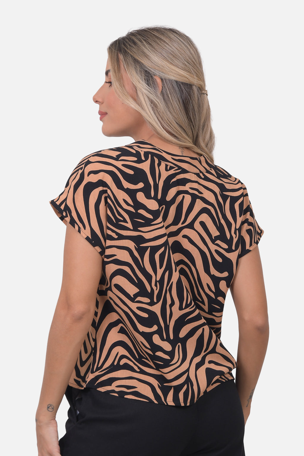 Blusa Chanel Camel