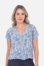 Cargar imagen en el visor de la galería, Blusa Samy Azul

