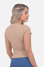 Cargar imagen en el visor de la galería, Blusa Moana Camel
