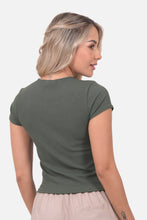 Cargar imagen en el visor de la galería, Blusa Moana Oliva
