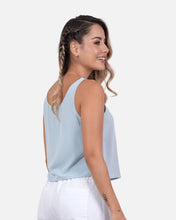 Cargar imagen en el visor de la galería, Blusa Benilde Agua
