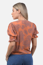 Cargar imagen en el visor de la galería, Blusa Pilar Terracota
