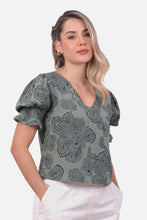 Cargar imagen en el visor de la galería, Blusa Pilar Oliva
