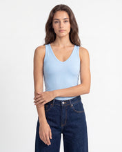 Cargar imagen en el visor de la galería, Blusa Iris Azul Claro
