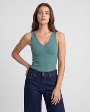 Cargar imagen en el visor de la galería, Blusa Iris Esmeralda
