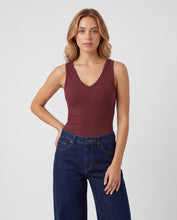 Cargar imagen en el visor de la galería, Blusa Iris Ladrillo
