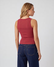 Cargar imagen en el visor de la galería, Blusa Iris Roja
