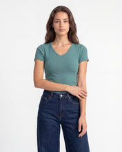 Cargar imagen en el visor de la galería, Blusa Moon Esmeralda
