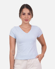 Cargar imagen en el visor de la galería, Blusa Moon Azul Claro
