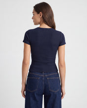 Cargar imagen en el visor de la galería, Blusa Moon Azul Navy
