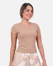 Cargar imagen en el visor de la galería, Blusa Moon Camel

