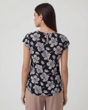 Cargar imagen en el visor de la galería, Blusa Filomena Negra
