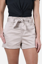 Cargar imagen en el visor de la galería, Short Boton Nude
