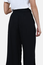 Cargar imagen en el visor de la galería, Pantalon Tito Negro
