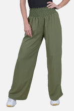 Cargar imagen en el visor de la galería, Pantalon Petra Verde Militar
