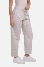 Cargar imagen en el visor de la galería, Pantalon Tamara Beige
