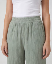 Cargar imagen en el visor de la galería, Pantalon Monaco Verde Claro
